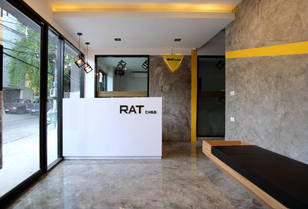 Hotel Ratch66 Huai Khwang Mrt Bangkok Exterior foto